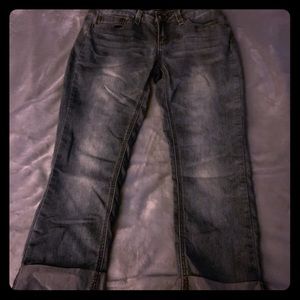 Indigo Rein capri pants.